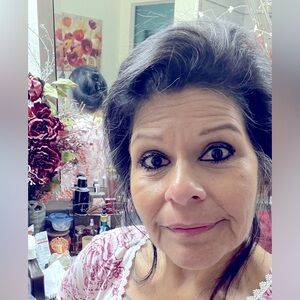 Meet your Posher, Patricia